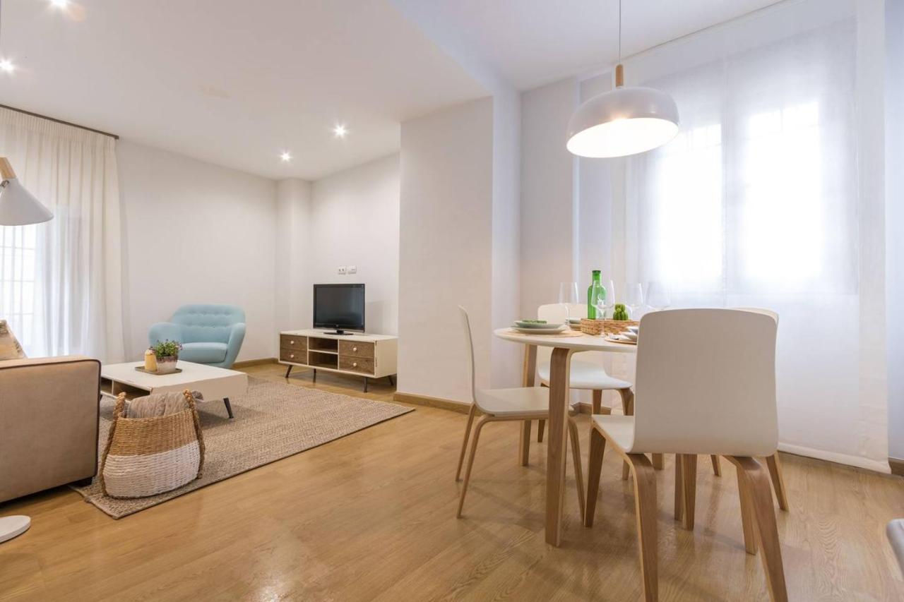 Luis Rey Central Suite By Valcambre Sevilla Dış mekan fotoğraf